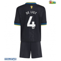 Manchester United Matthijs de Ligt #4 Tredjedraktsett Barn 2025-26 Kortermet (+ Korte bukser)